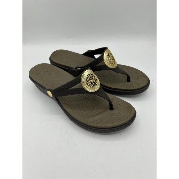 Crocs Sanrah Sandals Women’s Gold Medallion Brown Thong Flip Flops Size 9 - Picture 6 of 8